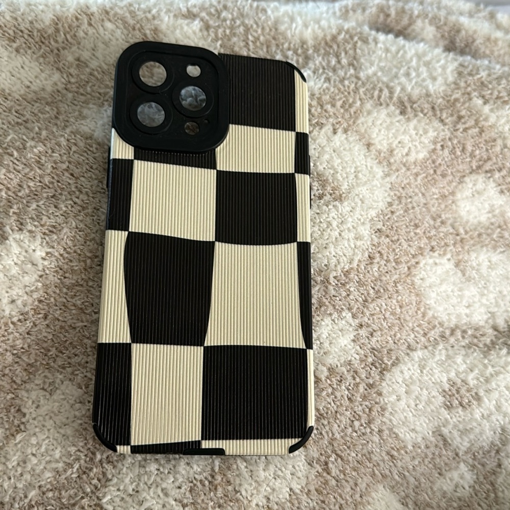 iPhone 13 pro max phone case